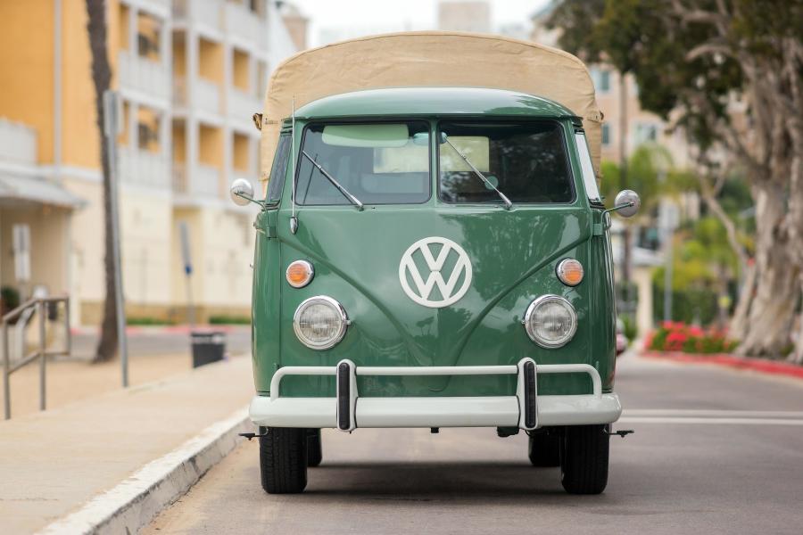  Volkswagen Typ 2 Pritschenwagen (T1) 1962 года  (фото 5 из 15)